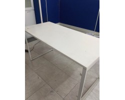 Thanh lý bàn chân sắt trắng